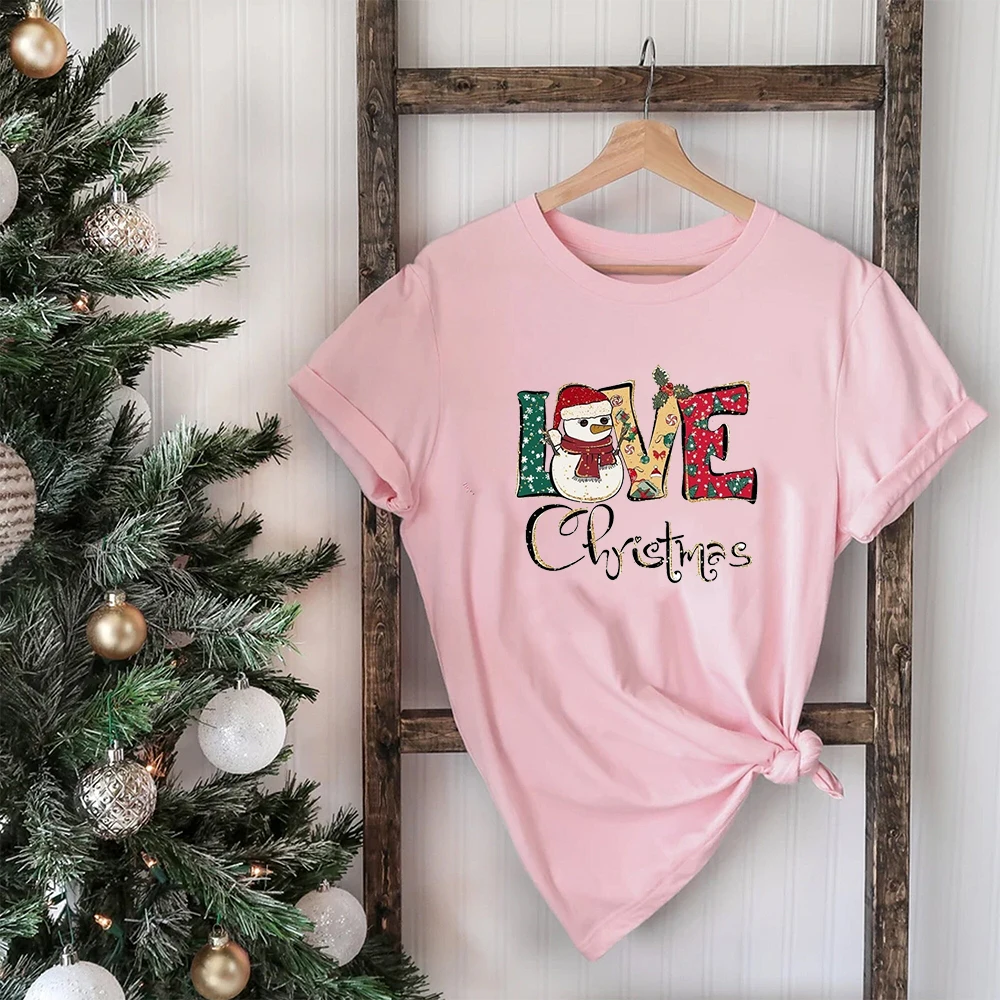 Retro Pink Santa Christmas Women Shirt Vintage Holiday Shirt Christmas Pink Latte Drink Shirts Women Graphic Tshirt Gift for Her