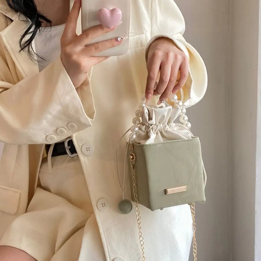 

Женская сумка-мешок из искусственной кожи в стиле ретро, квадратная жемчужная сумка через плечо на шнурке с цепочкой и ремешком, винтажная роскошная женская сумка на плечо