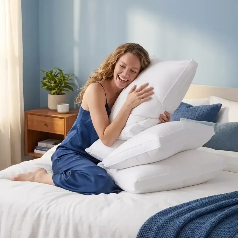 4-Pack Gusseted Hotel Bed Pillows 3