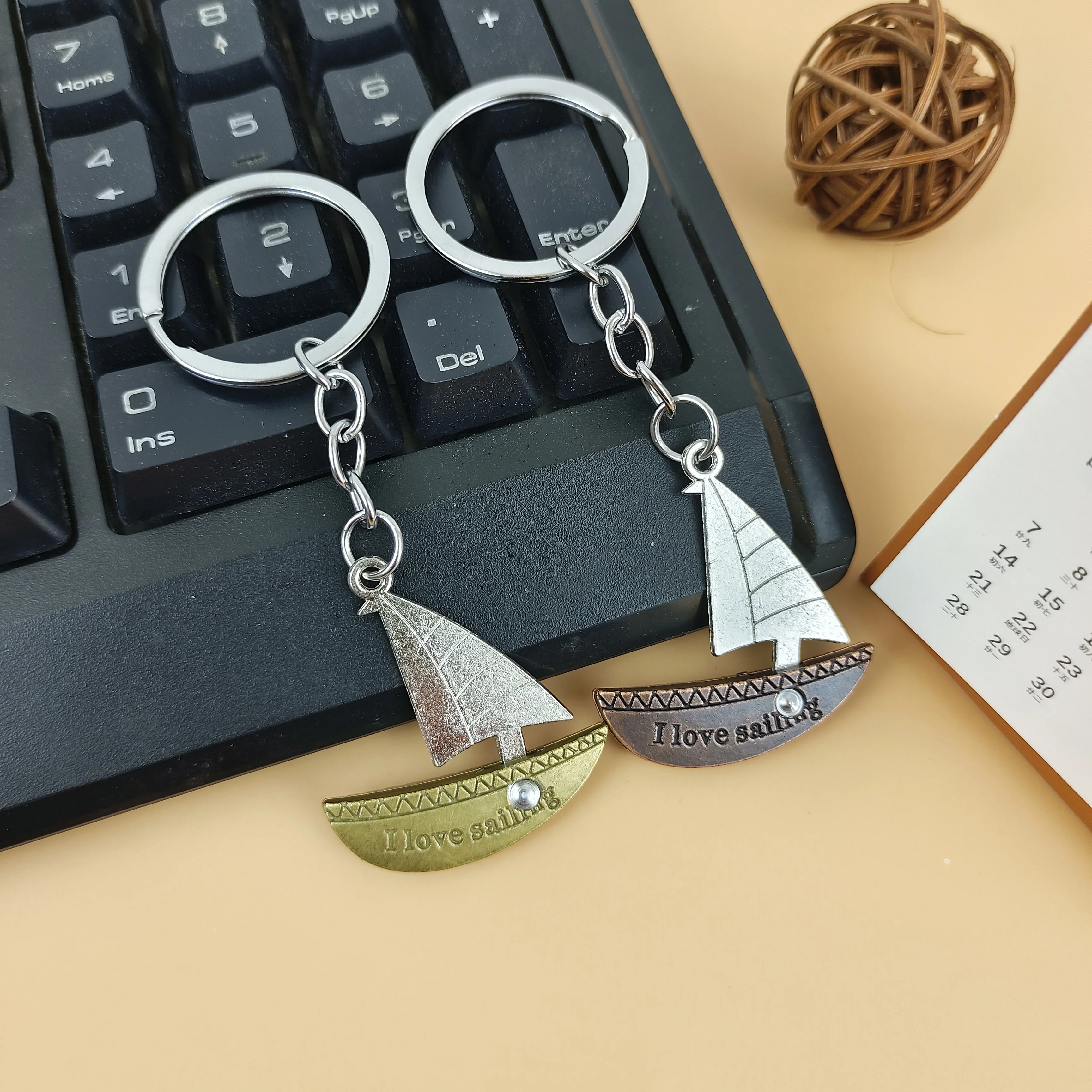 LLavero de vela Vintage con letra I Love veleros, llavero de aleación para hombres, mochila de coche, colgante, regalo creativo para niños