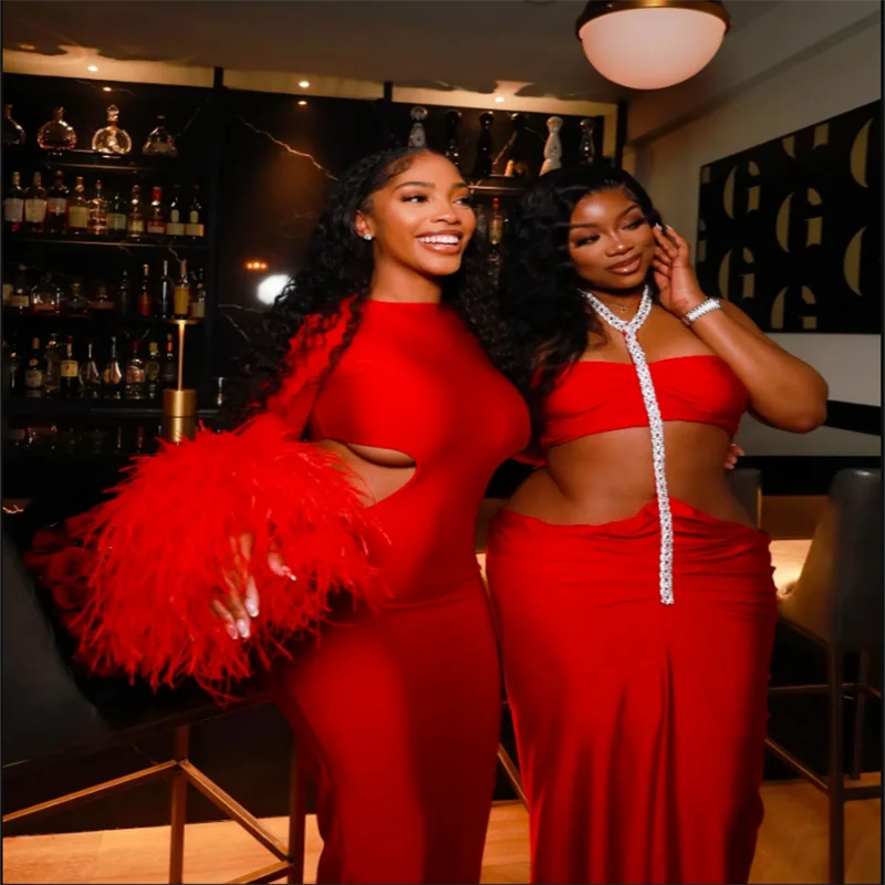 Aangepaste rode uitgesneden zeemeermin veren sexy prom dress sexy lange mouw vestidos de noche vloerlengte formele avond 2026