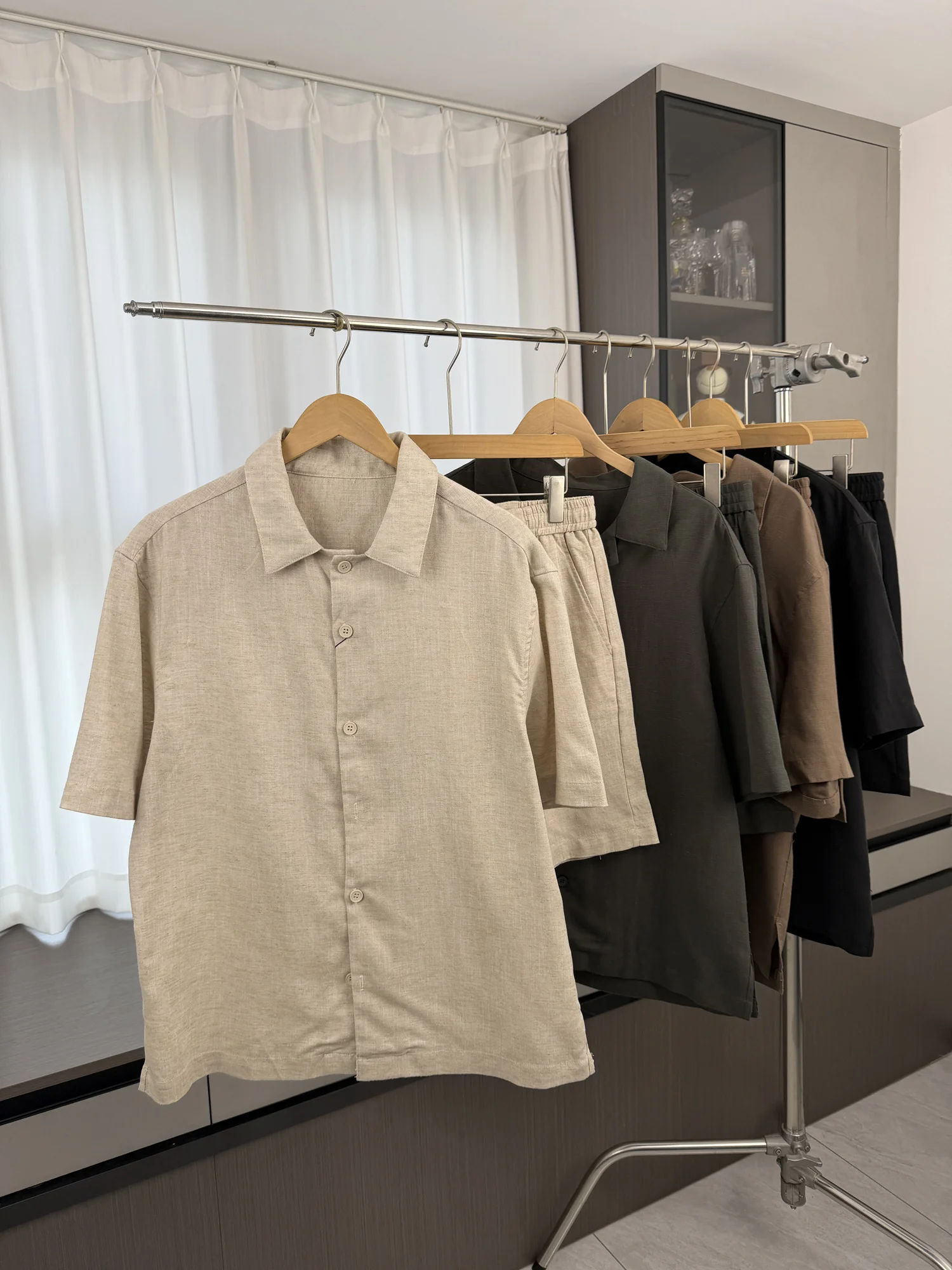 

Skin-friendly Breathable Summer Men's Pure Color Loose Casual Linen Short Sleeve Shirt Shorts Knitted Elastic Fabric Shorts