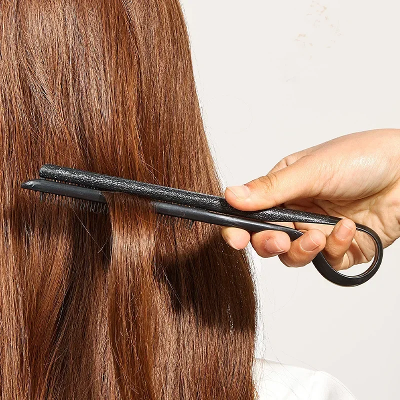 Peine alisador de pelo en forma de V para mujer, pinzas de sujeción para salón de peluquería, herramientas de estilismo, cepillo Alisador, 1 unidad