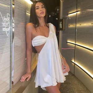 Mini -Kleid mit Schulterspitze für Frauen, hohle, ärmellose Kleider, Lady Chic Strandurlaub, sexy Mode, Sommer, 2024 7 Hauptverkaufskleid weiß aus - №6