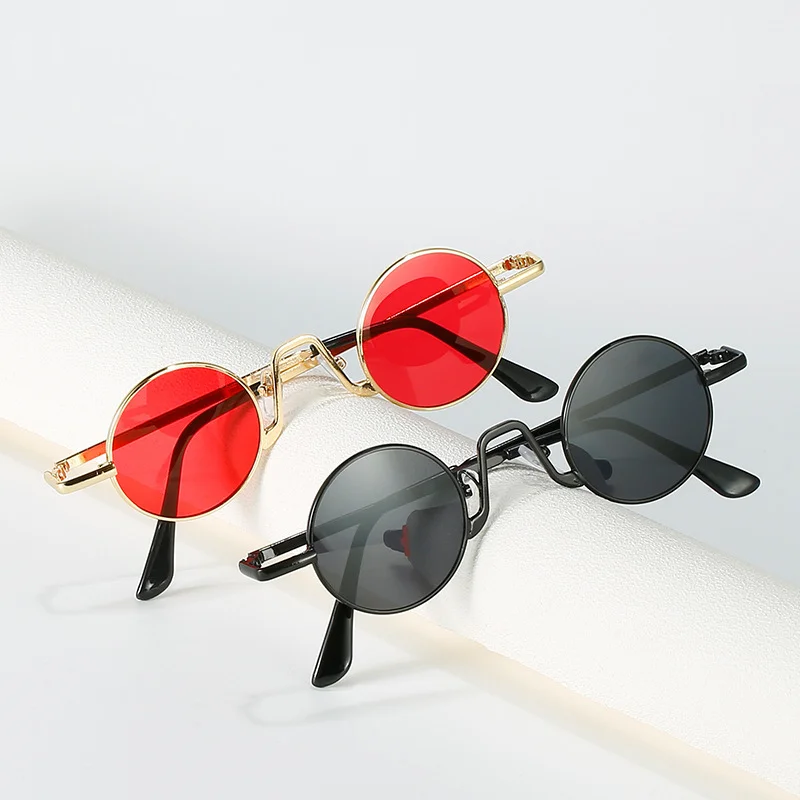 Vintage Rock Punk Man Sunglasses Classic Small Round Sunglasses Women Wide Bridge Metal Frame Black lens Driving Eyewear