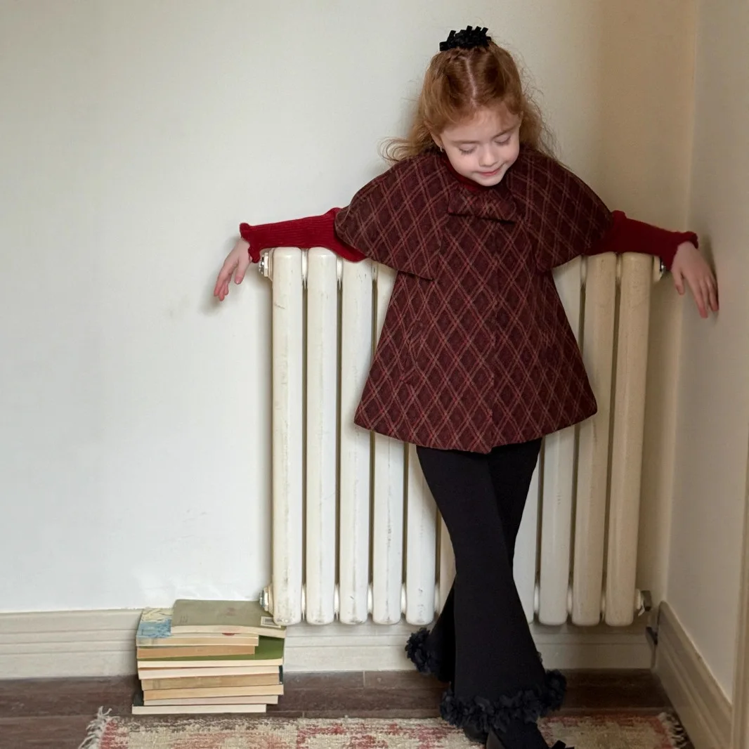 

Girls Outerwear 2025 Winter Korean Style Cape Jacket with Retro Plaid Fashion Western Style Casual and Versatile Design Sense