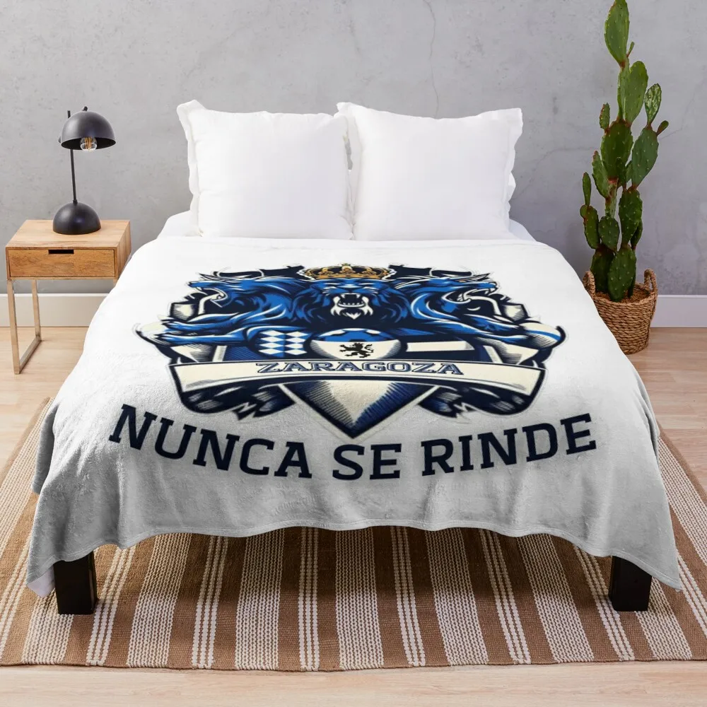 

Zaragoza Nunca Se Rinde - Afición Hinchada Real Zaragoza Throw Blanket Picnic Blanket Blanket Fluffy Bed covers Luxury Blanket