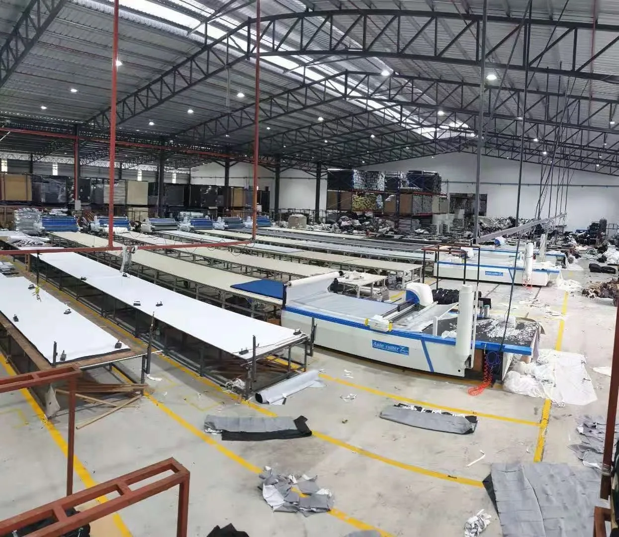 Spalmatrice completamente automatica per tessuti lavorati a maglia e tessuti