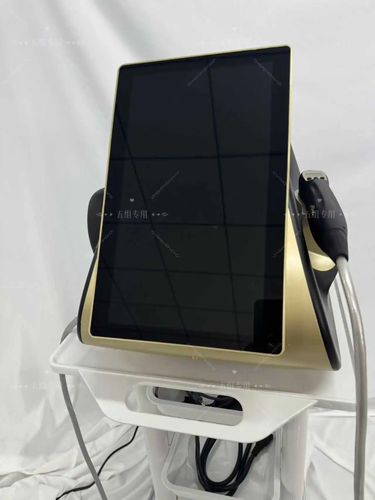 

22D MAX HIFU Beauty Equipment Machine for Facial Tightening Slimming And Fat Reduction Latest Model