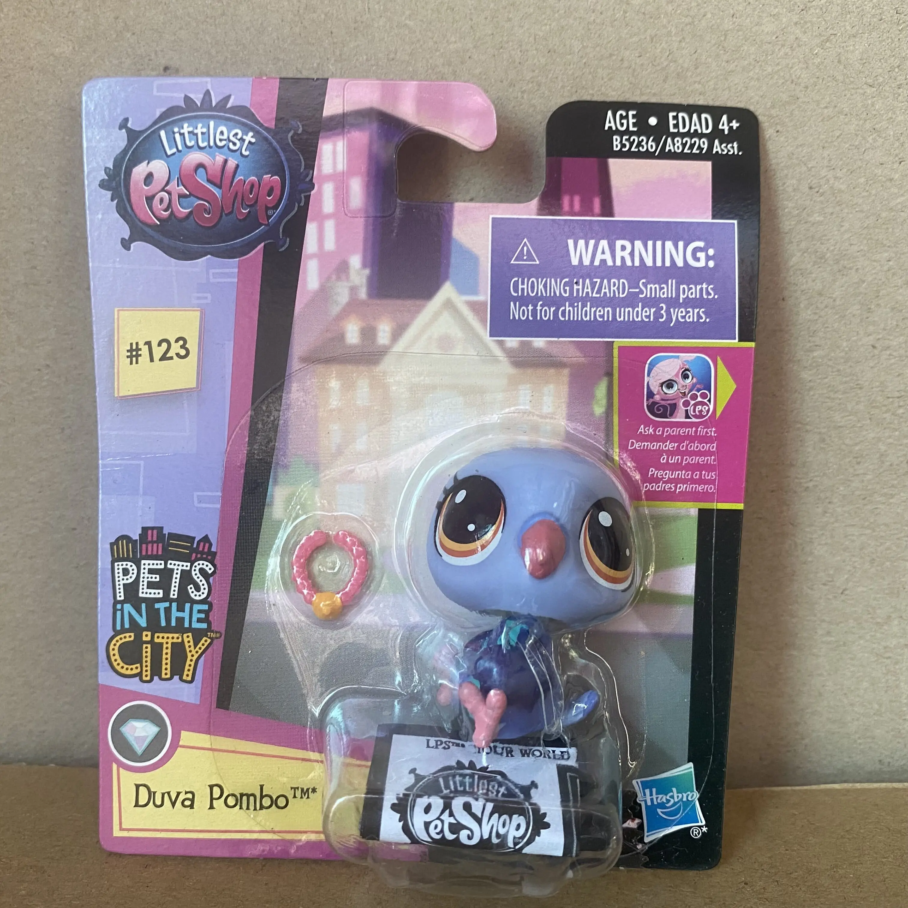 

2 INCH Littlest Pet shop Pets in the City #123 Duva Pombo Pigeon Christmas toy gift New packaging for shipmen