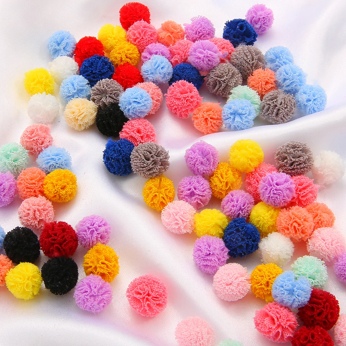 30Pcs 15mm Polyester Lace Ball DIY Gauze Elastic Flower Pompoms Craft Plush Mesh Pendant For Hairpins Jewelry Garment Making