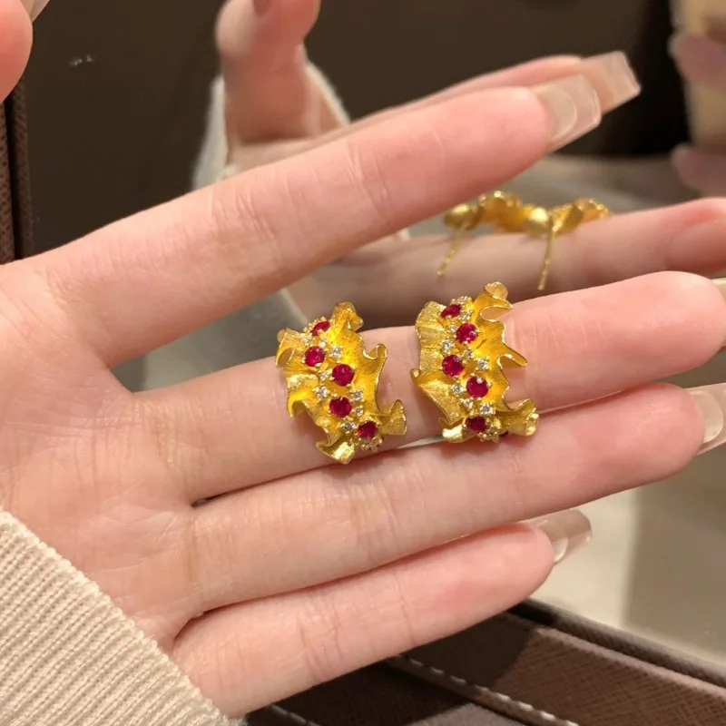 الفرنسية الرجعية مايكرو الماس الدانتيل وأقراط للنساء ضوء الموضة الفاخرة الراقية أقراط الأحجار الكريمة الحمراء للزوجة والفتاة #1