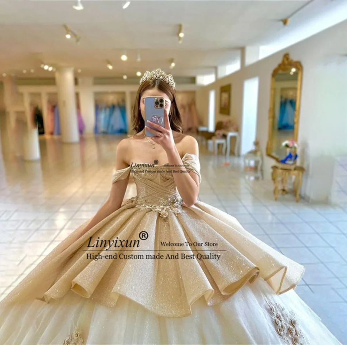 Luxury Gold Quinceanera Dresses Satin Beading Sequined Appliques Sweetheart  Sweet Princess Ball Gown Vestidos De 15 Años