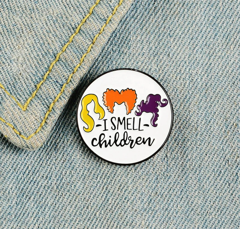 Pines Lapel Pins Shirt Bag Round Badge Fun Jewelry Gift For Kids Friends I SMELL CHILDREN Enamel Brooch Custom Halloween