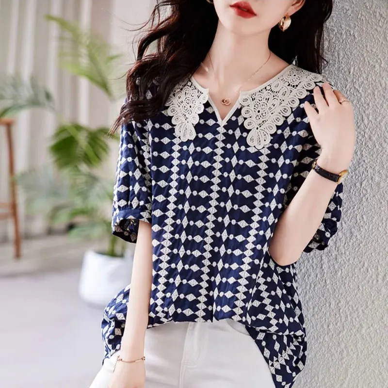 Sweet Lace Peter Pan Collar Shirt Women\'s Clothing Fashion Vintage Printed 2024 Summer Casual Short Sleeve Commute Loose Blouse