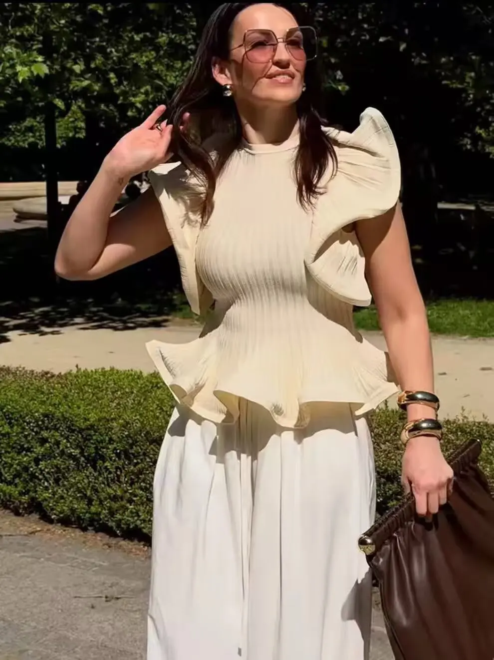 Women’s Knit Top, Ruffle Shoulder O Neck, Solid Color Slim Fit Peplum Hem, Sleeveless, Elegant Sweet