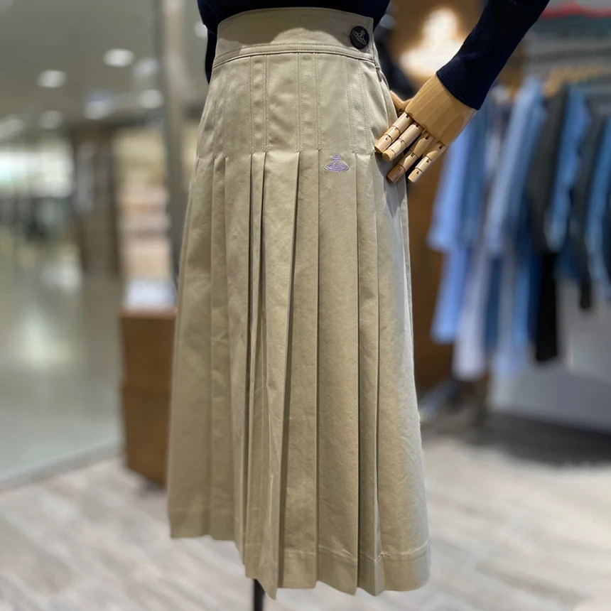 Trendy Niche Design Mid-Length Skirt for Women Saturn Embroidered Pleated High Waist Skirt Cotton Autumn and Winter 2023