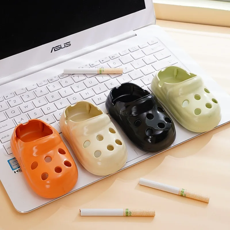 

Caval shoes, ashtray, office, home living room, desktop, ashtray, trendy internet celebrity, hole shoes, flight-proof cute