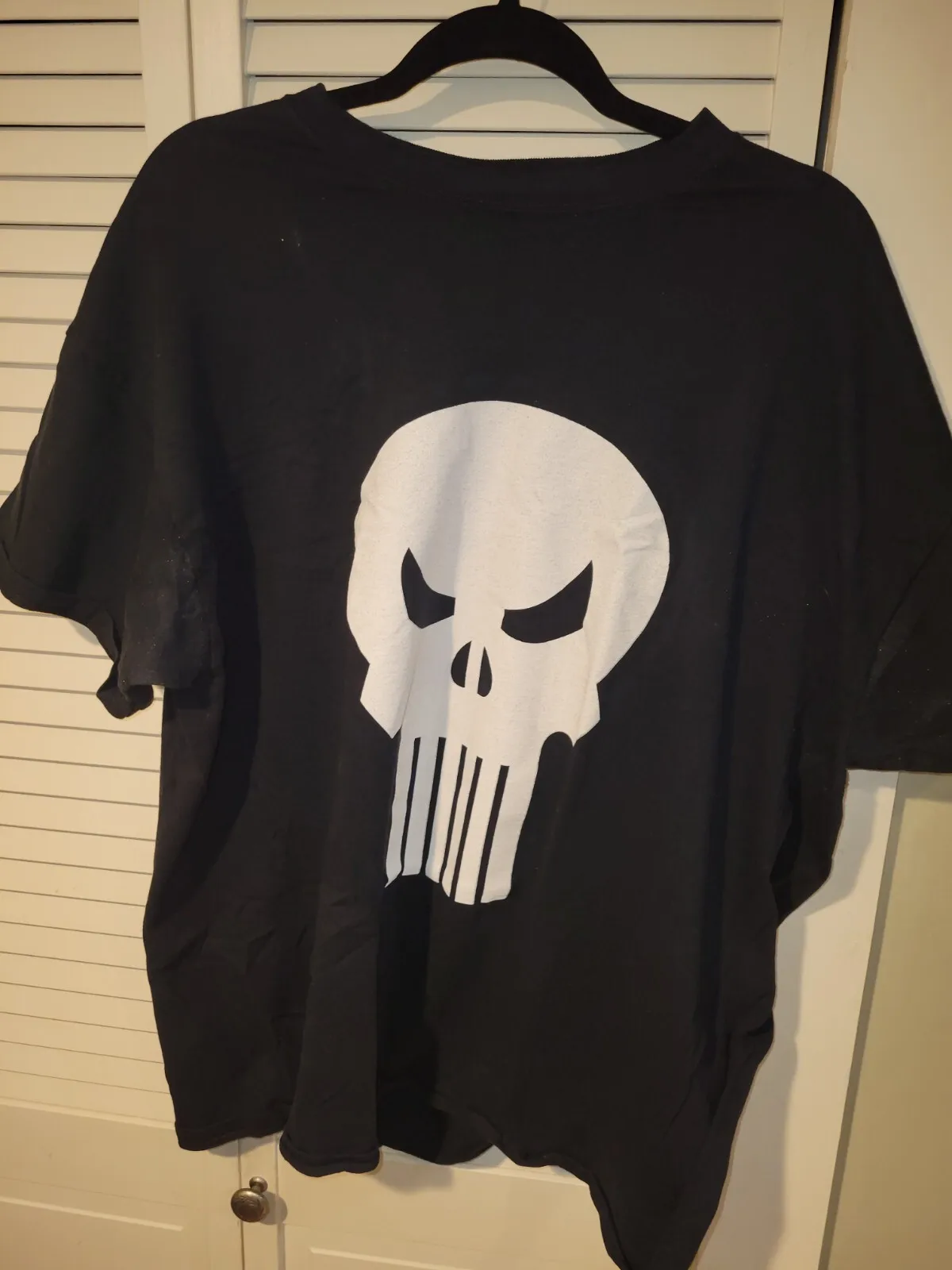 SKULL T SHIRT SIZE XXL GREAT QUALITY