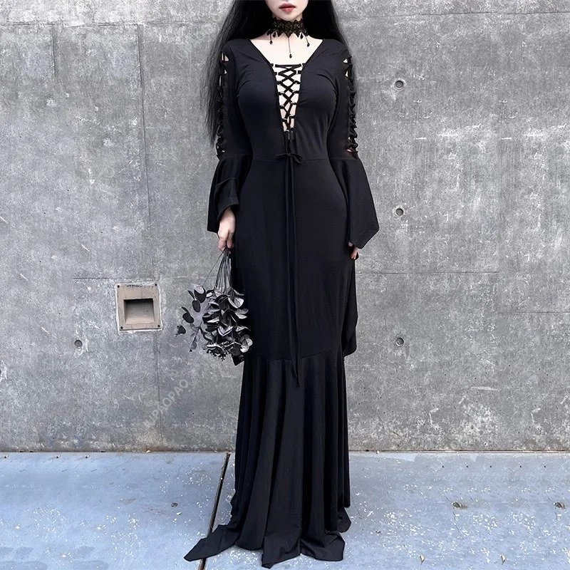 

Medieval Vampire Black Lace Up Robe Women's Sexy Witch Halloween Costume Gothic Dress European and American Performance Costume