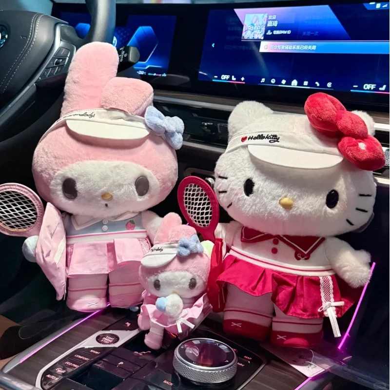 สถาบันเทนนิสซานริโอ เฮลโลคิตตี้ คุโรมิ เมโลดี้ ตุ๊กตากระต่ายดอกไม้ น่ารักและสนุกสนาน ของขวัญวันเกิดแฟนสาว อุปกรณ์เสริมสำหรับคู่รัก