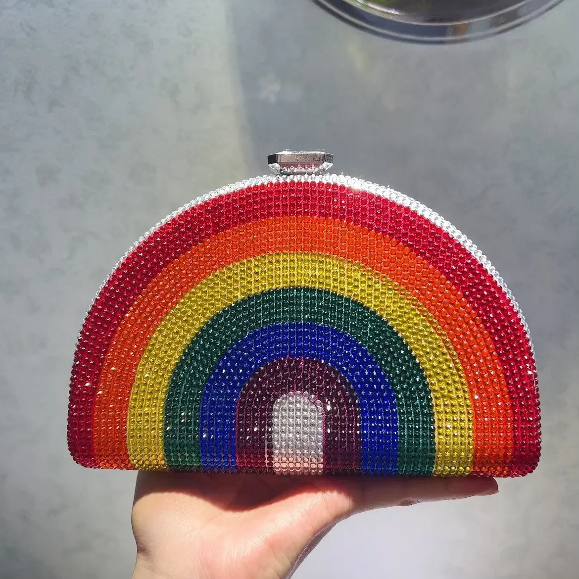 

Rainbow Color Crystal Evening Clutch Bags Wedding Party Chain Bag Women Boutique Half Moon Rhinestone Purses and Handbags