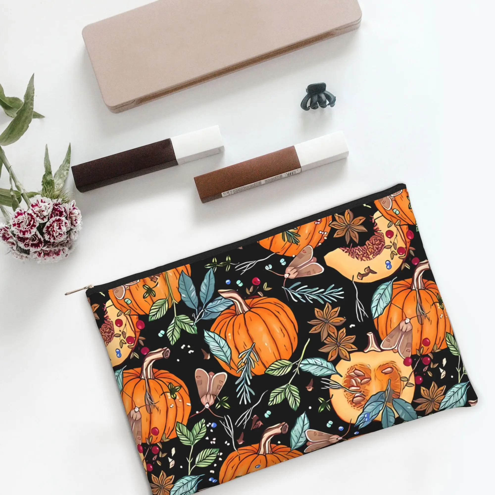 Stylish Cute pouch Magic Autumn Pumpkins Makeup Bag  Toiletry Bag with Zipper