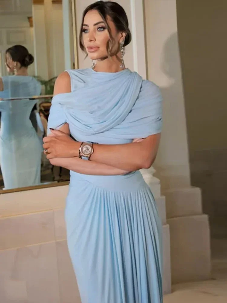 ชุดเดรสยาวผ้าชีฟองหรูหราสำหรับผู้หญิง ดีไซน์เซ็กซี่แบบไม่สมมาตร ช่วงสะโพกเข้ารูป สีฟ้าอ่อน จับจีบยาวแบบแม็กซี่  ชุดราตรีออกงานสำหรับสุภาพสตรี  คอลเลคชั่นใหม่สำหรับฤดูใบไม้ผลิ