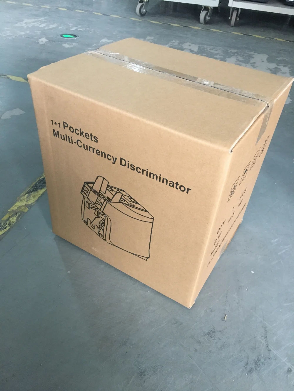 2/две карманы сочетания смешанных цен, банкнот, деньги, машина для подсчета валют, 2 счетчика значений CIS и сортировщик