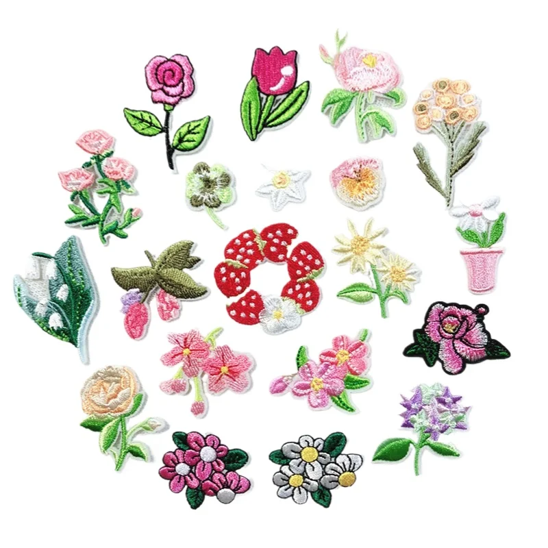 50pcs/Lot Small Embroidery Patch Plant Flower Clover Leaf Shirt Clothing Decoration Sewing Art Diy Iron Heat Transfer Applique