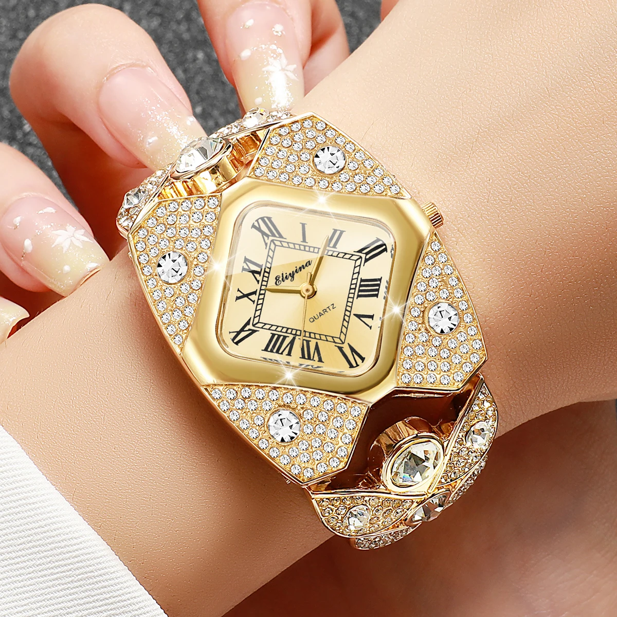 Luxury Rhinestone Women Quartz Watch Golden Bracelet Strap Square Roma Dial Ladies Dress Wristwatch Relogio Feminino（Without Box