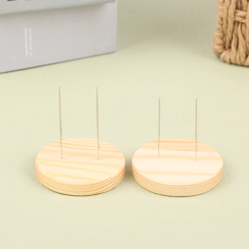 【Z】 1pc Espositore per bambole Vetrina Base per esposizione per bambole all'uncinetto Base per esposizione in argilla polimerica artigianale in feltro Accessori per strumenti fai da te