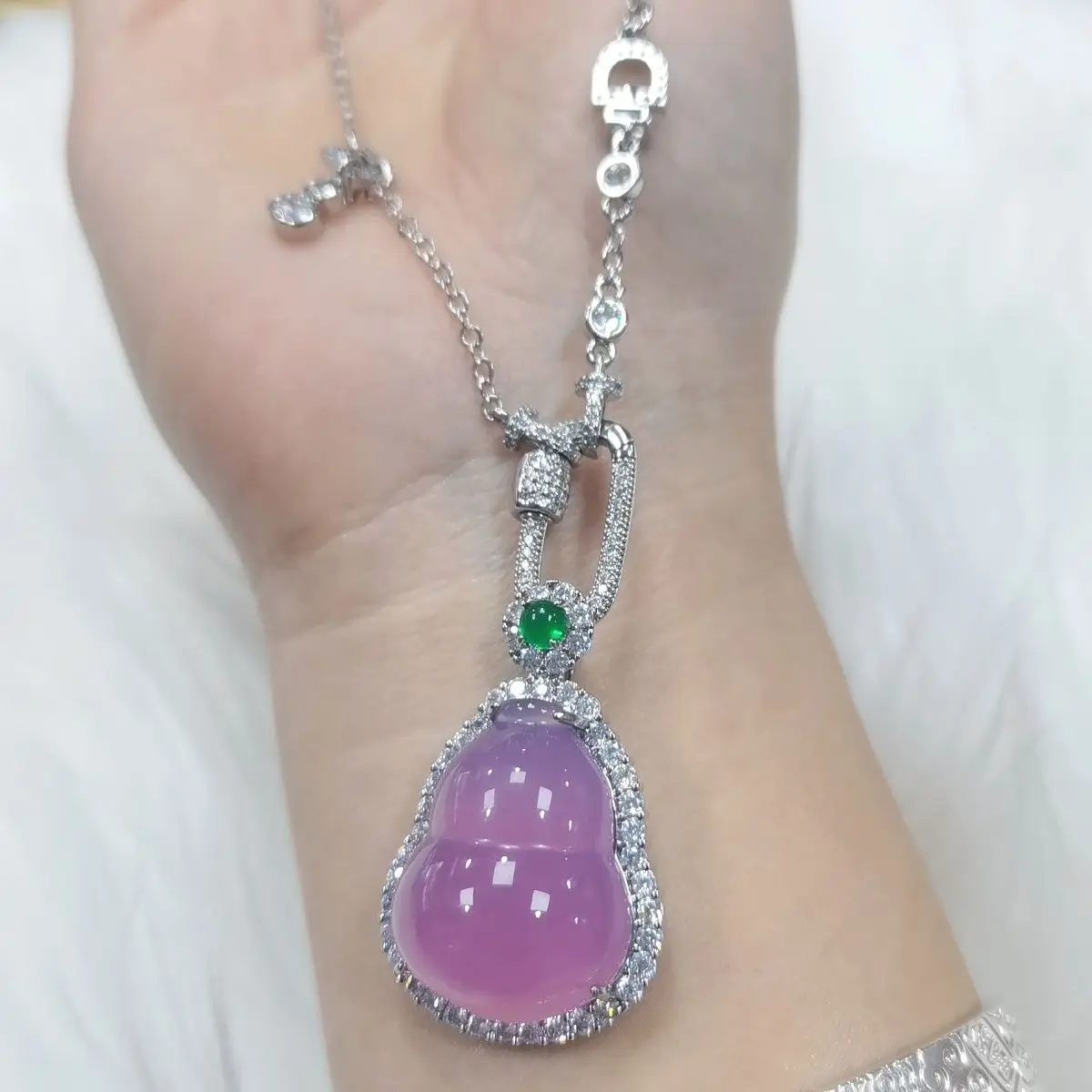 Natural chalcedony pendant necklace sweater chain Violet chalcedony pendant necklace pendant set with exquisite gift box
