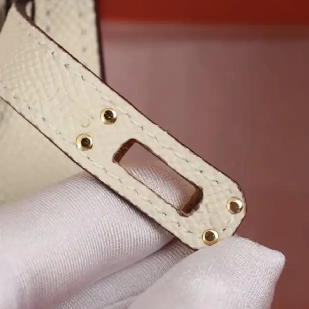 حقيبة يد من جلد البقر الأصلي للنساء ذات سعة كبيرة حقيبة يد عصرية محمولة للسيدات من جلد توغو عمل يدوي شخصي