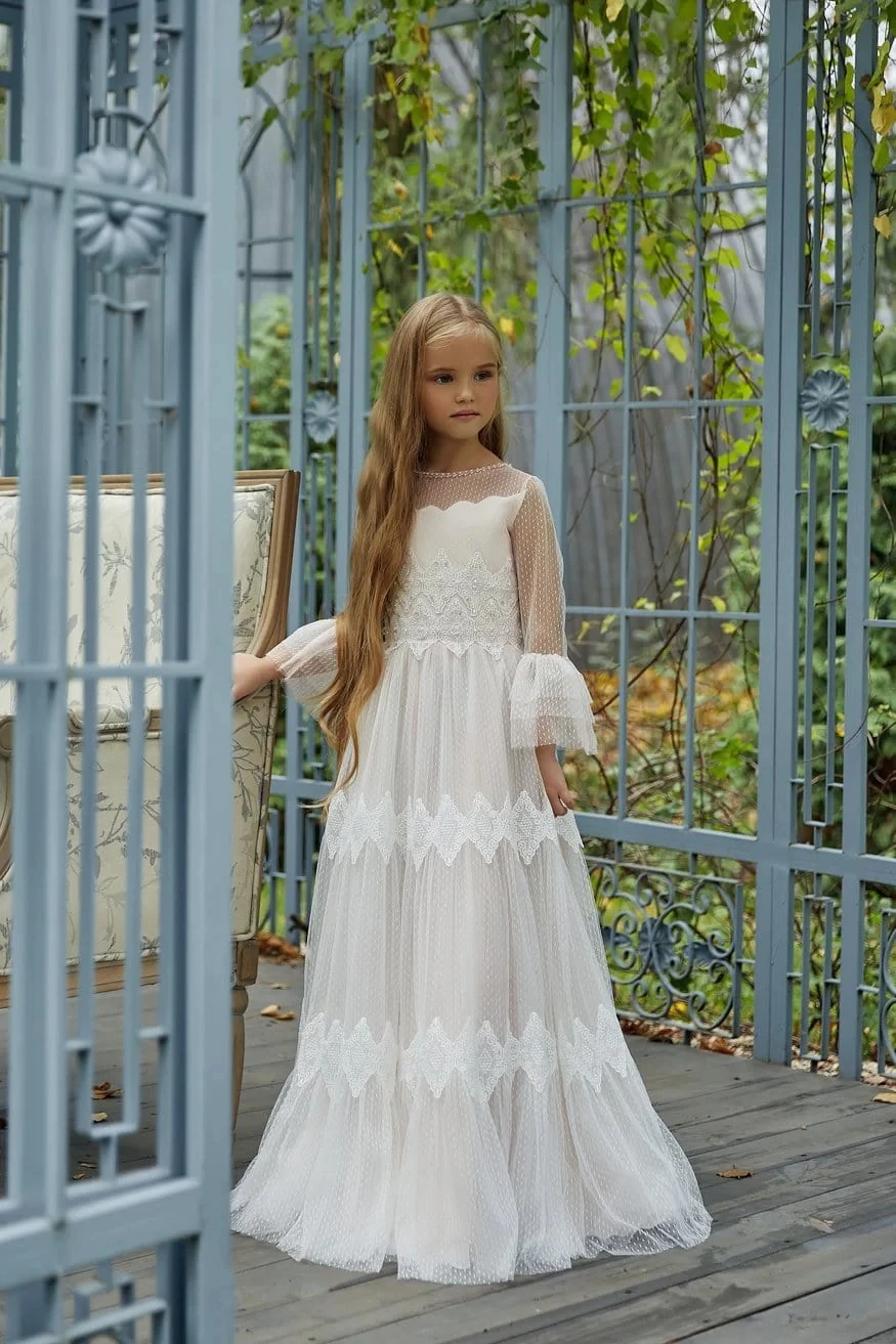 Lace Flower Girl Dresses For Weddings A-line Long Sleeves Tulle Long First Communion Dresses For Girl Little