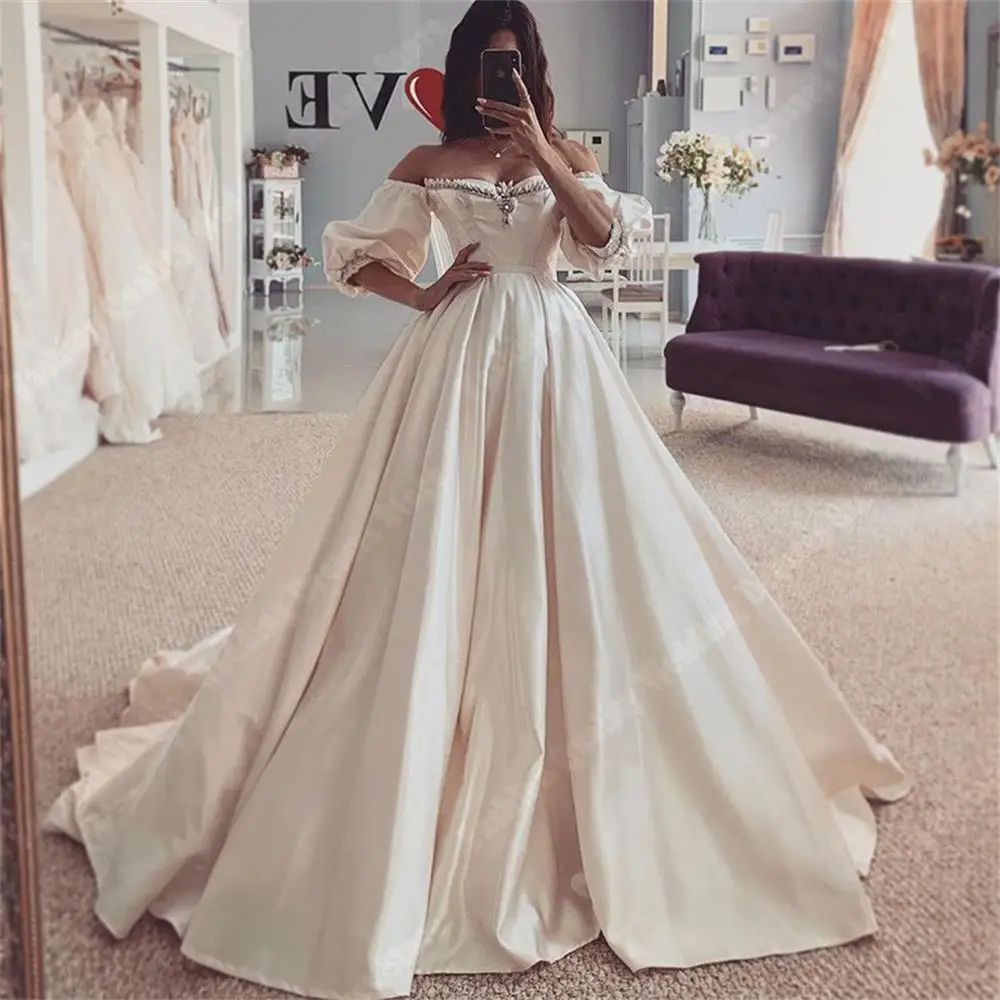 Robe de mariée en satin sans bretelles pour femme, robe longue pour patients, longueur de vadrouille appliquée, nouvelle arrivée modeste