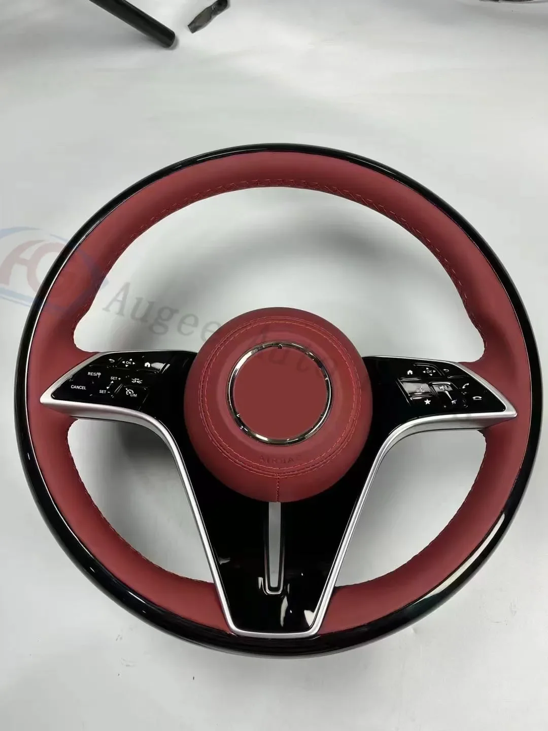 Customized  Leather and Carbon Old Model Modified Steering Wheel Suitable for Mercedes Ben-z C Class E Class All Series