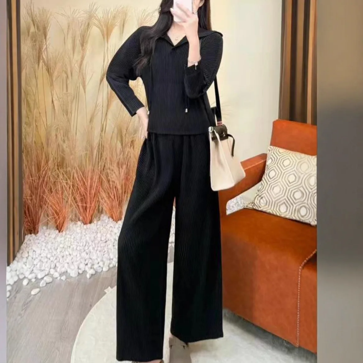 

Miyake Fold 2025 Spring and Autumn Hoodie Set for Women, Women's Fold Loose Casual Fashion Top, High Waist Pants, Two Piece Set