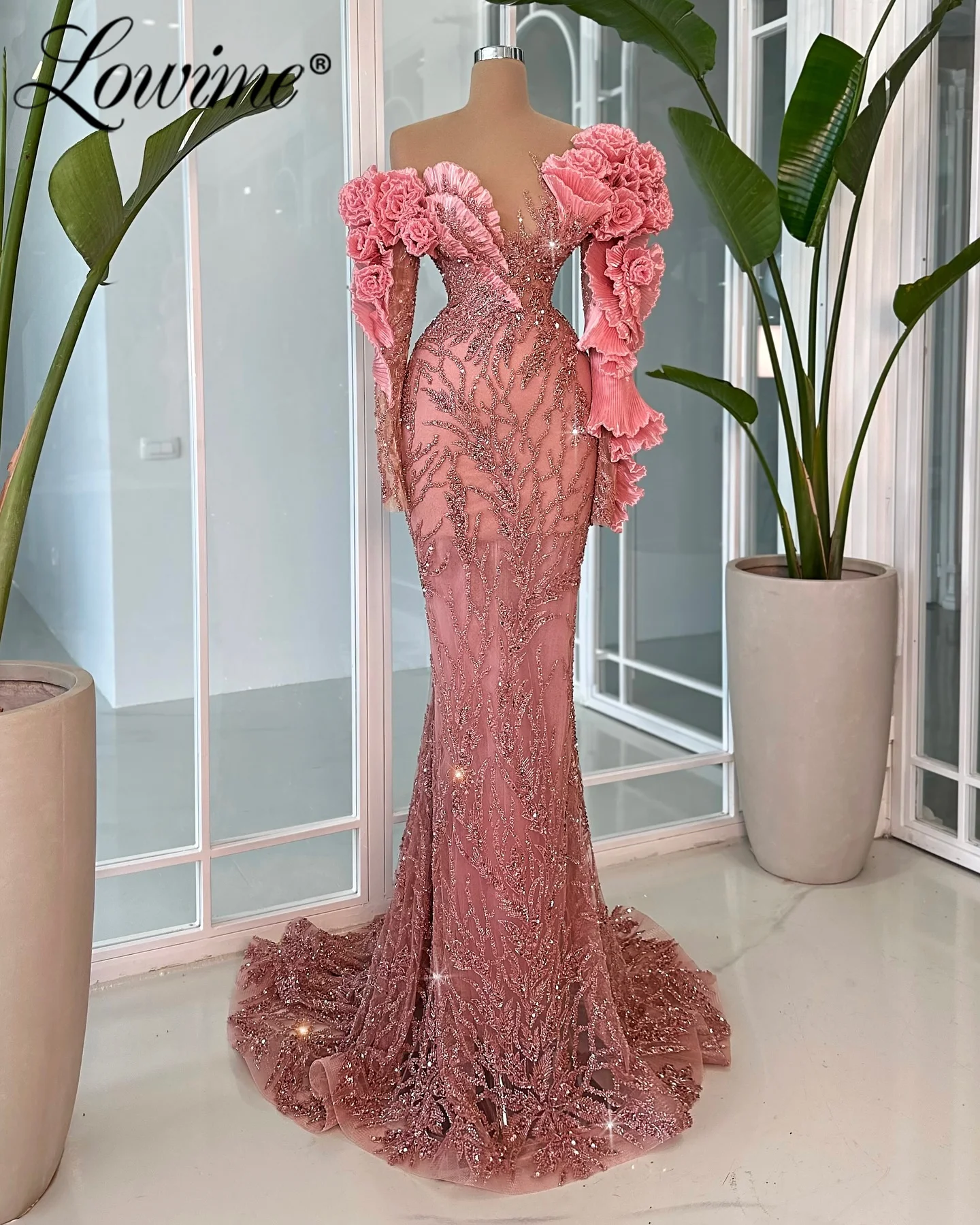 2024 Long Sleeves Pink Ruffles Flower Party Dress Customized Evening Gowns Robe Sheer Neck Mermaid Beads Sequined Prom Dresses