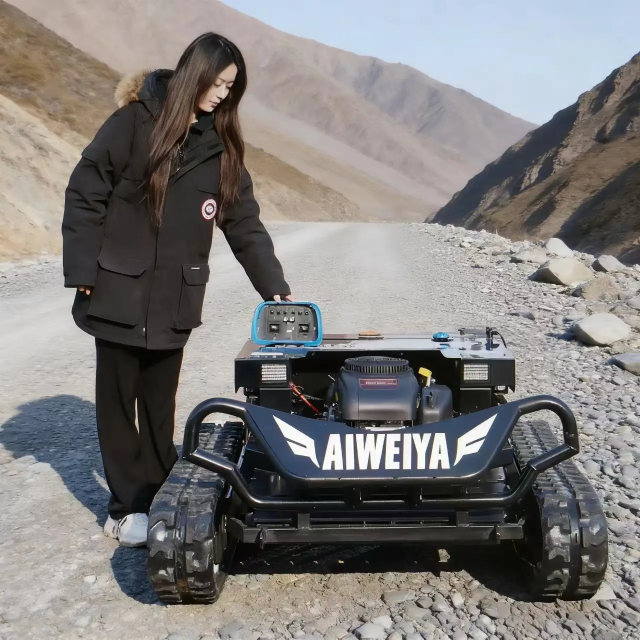 

Customized Hot selling factory wholesale multifunctional remote control zero rotation lawn mower mini remote control lawn mower