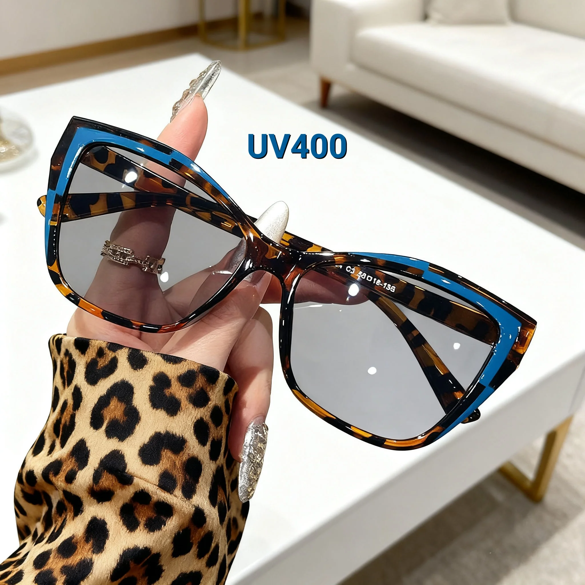 

2025 New Fashion Color Blocked Cat Eye Women's Sunglasses Outdoor Neutral High Quality Personalized UV400 Sunscreen Glasses