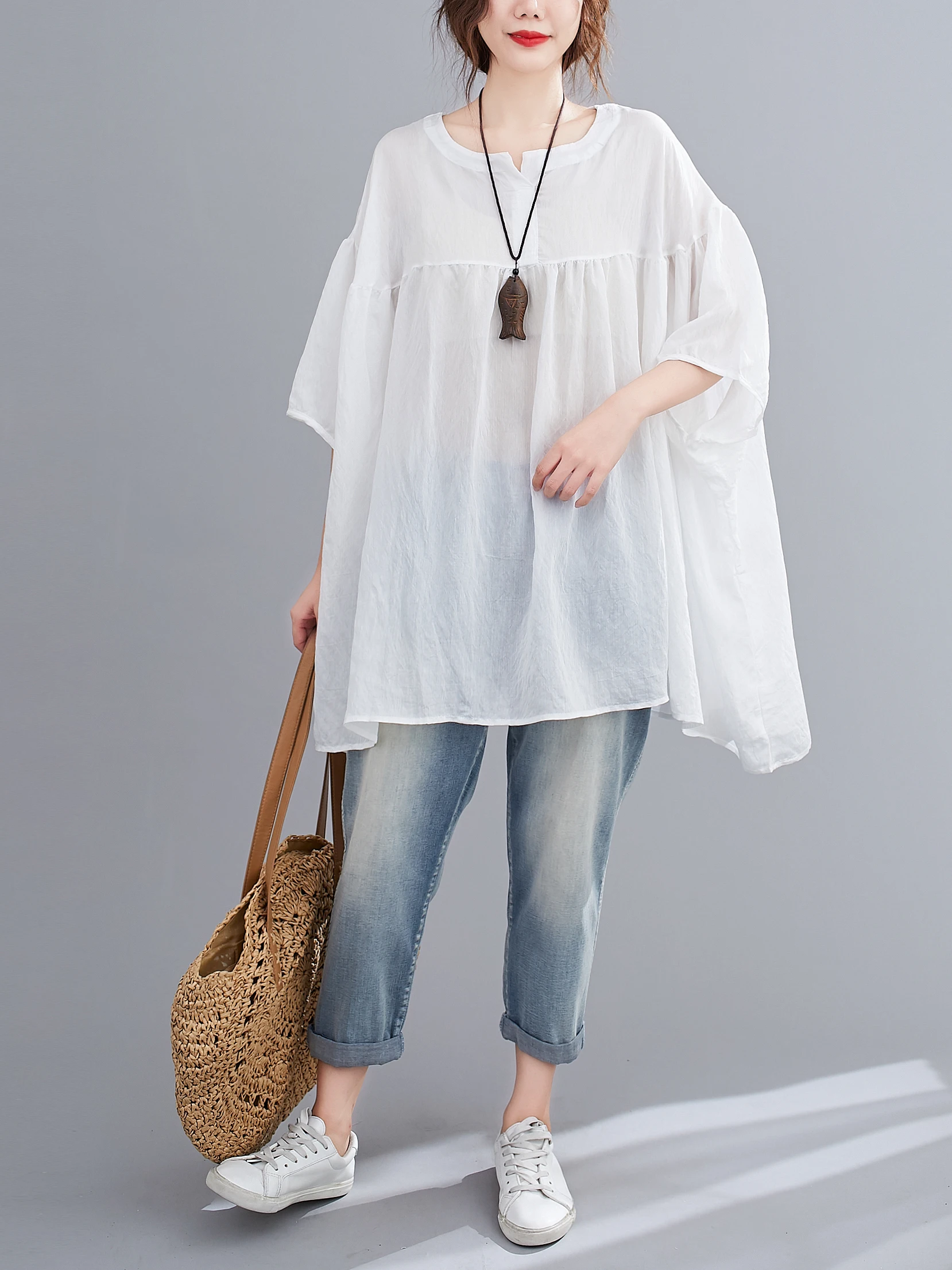 Loose Women's Batwing irt Summer round Ne Pure Color Doll Top Sun Protection Slimming Faionable Women's Premium irt