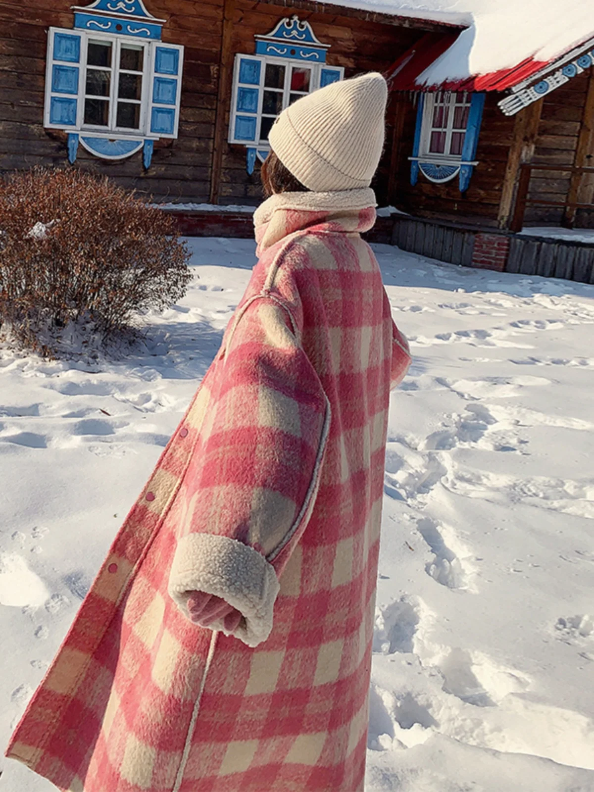 

Розовое шерстяное пальто в клетку для женщин, средней длины, утепленное, осенне-зимнее, маленький размер, с подкладкой, большое пальто, корейский стиль, для повседневной носки