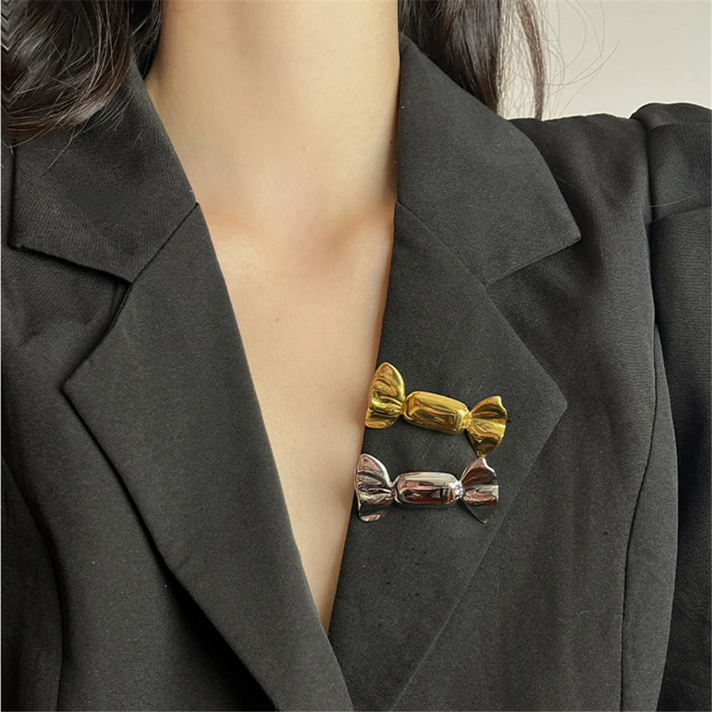 Clássico elegante doce estilo legal broche elegante adequado para roupas femininas