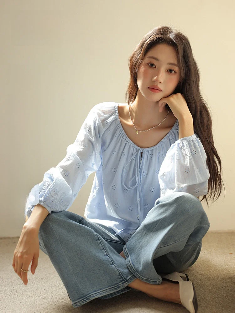 

Ladies Casual Loose Long Sve round Ne Hollow out Design Anti-Aging Spring Autumn irt Meat Concealing Comfortable Top