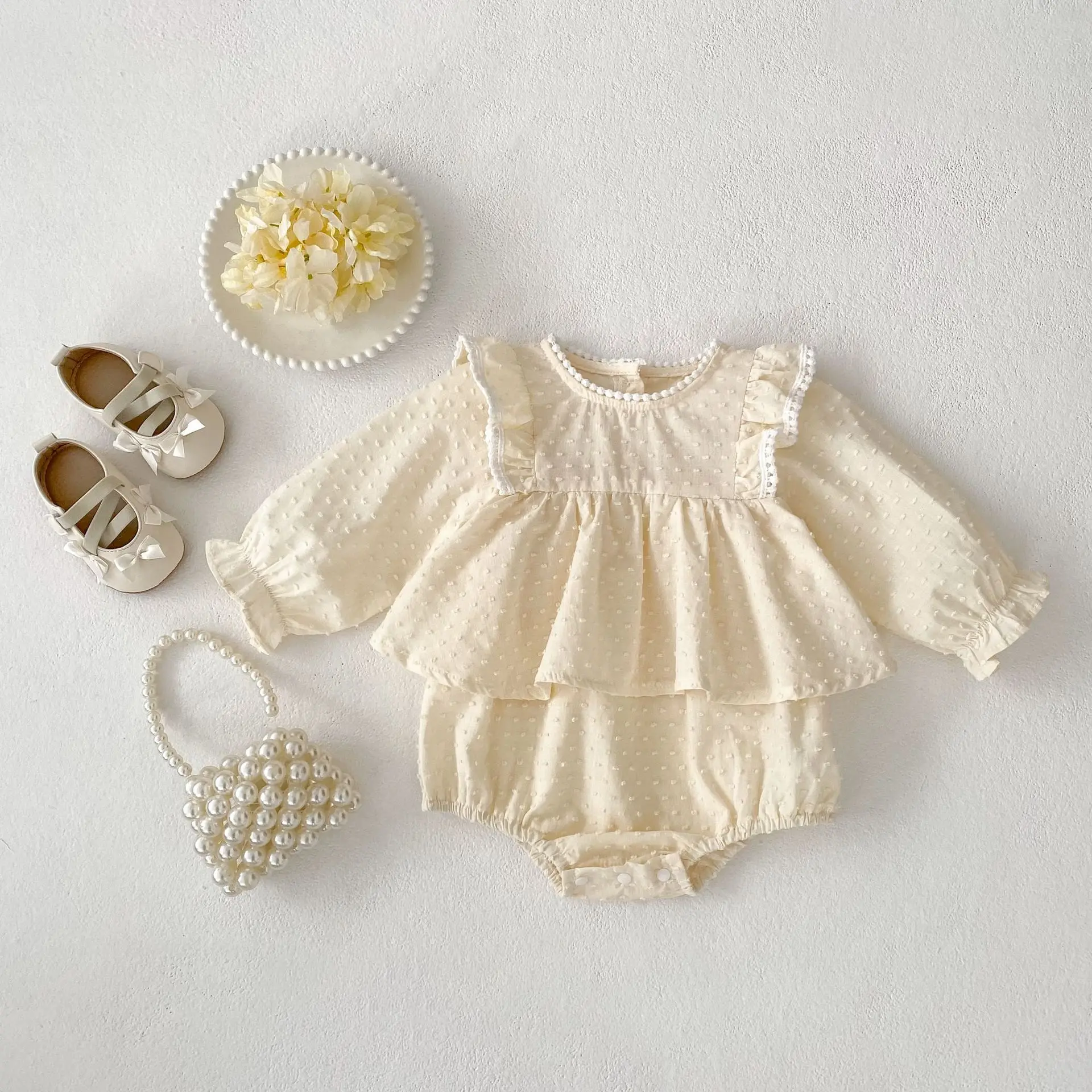 

​​2025 Fall Baby Girl Romper Solid Color Cute Long Sleeve Jumpsuit for Infant Toddler 0-24 Months
