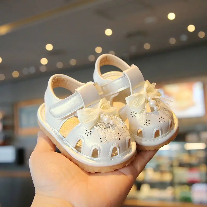 

Toddler Girls Beach Shoes Sweet Lace Bows Baby Walking Shoes Soft Bottom 2026 Summer New Kids Walking Shoes Cute Versatile