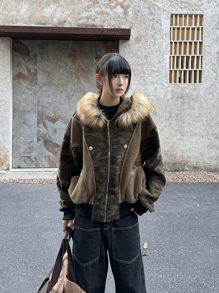 

URKR Camouflage Jaet with Fur Collar Thiened Fce Winter Outerwear for Women Men Street Sle High Street ort Coat