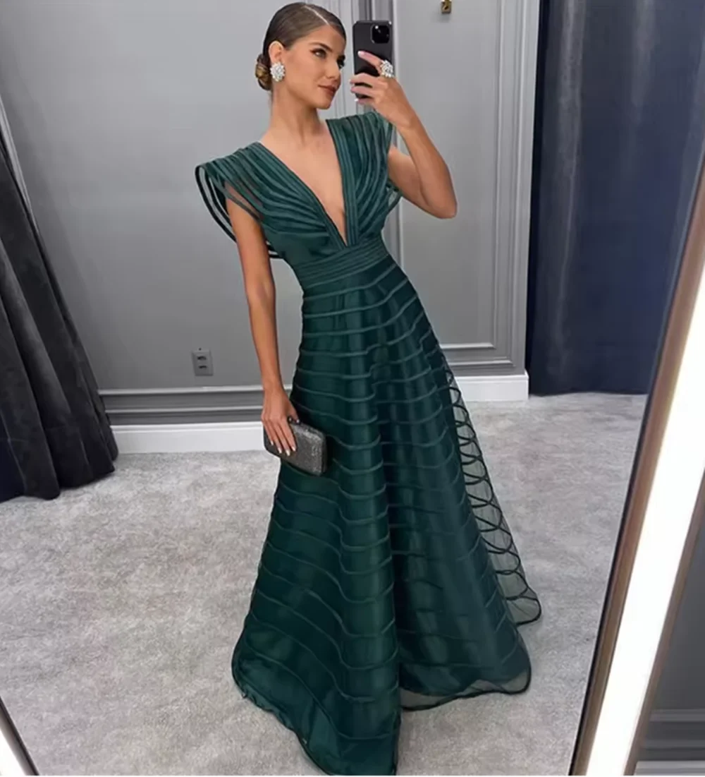 A-Line Fuchsia Formal Dresses Pleat Sleeveless Prom Gown for Woman Deep V-Neck Wedding Party Dress robe de bal Customized