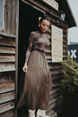 AS AW25 supermjuk högkvalitativ dyr cupro-kollektion skjorta + underklänning + kjol + mönstrad mockup-krage matchande set för kvinnor 10 best sales retrofete-klänning - №9